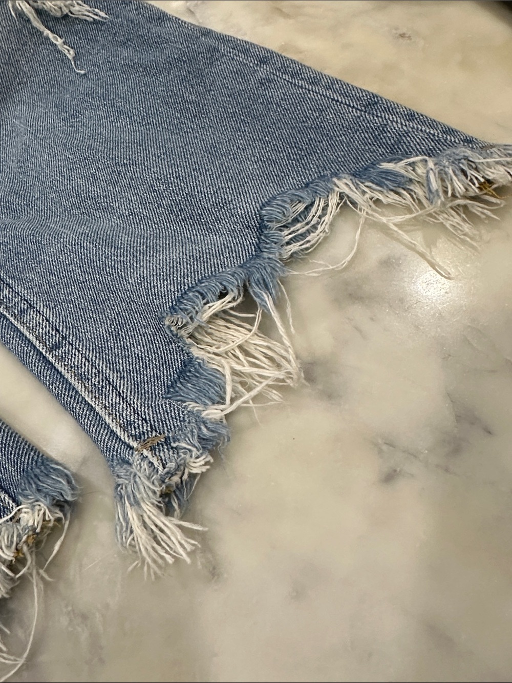 We The Free Maggie Straight Jean Light Stone
Free People Sz 26 Distressed - Picture 15 of 16